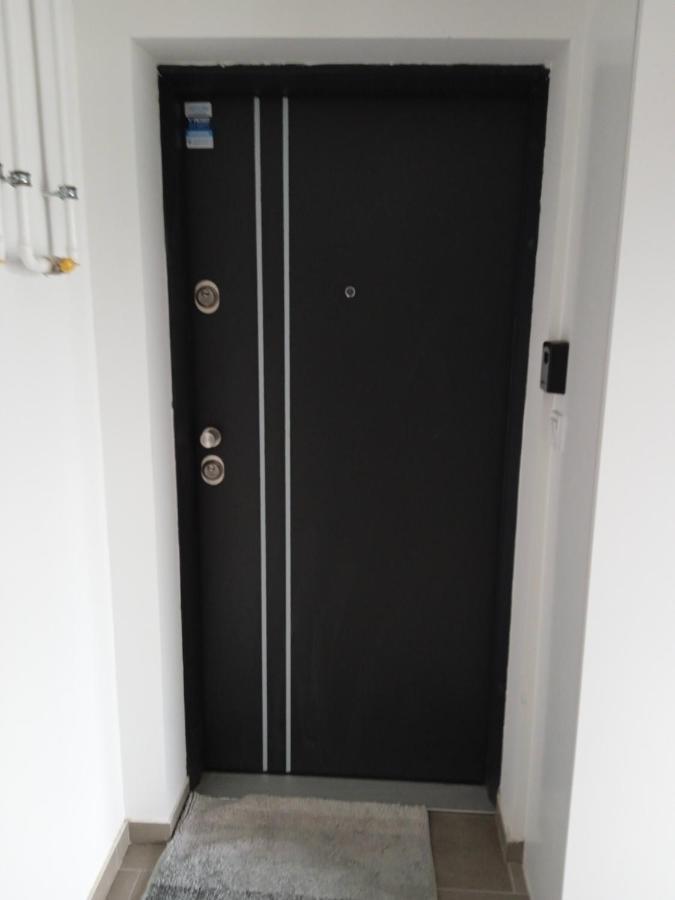 Verebes Apartman เยอร์ ภายนอก รูปภาพ